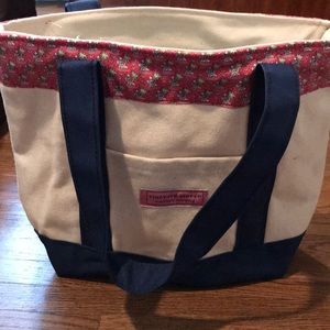 Vineyard Vines tote